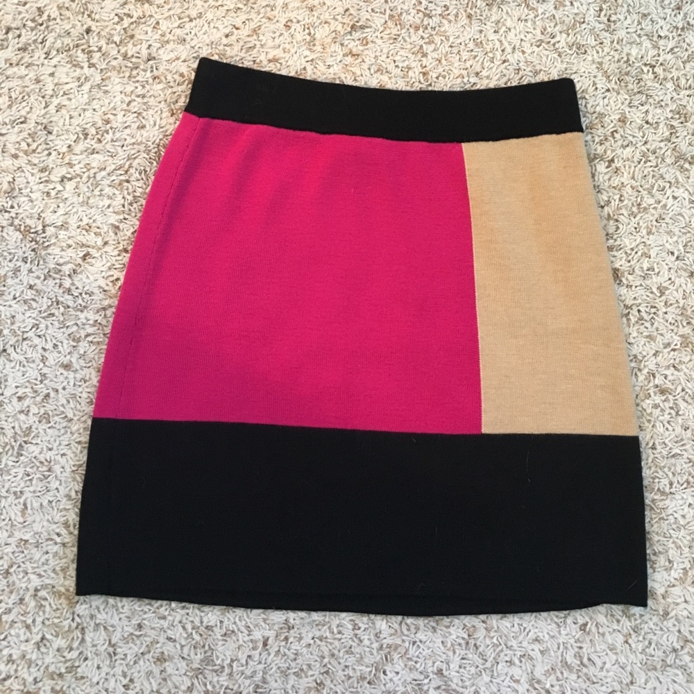 LOFT knit pink black and beige sweater skirt